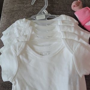 Childrens place 5 bodysuits white 3-6 mos. NWT